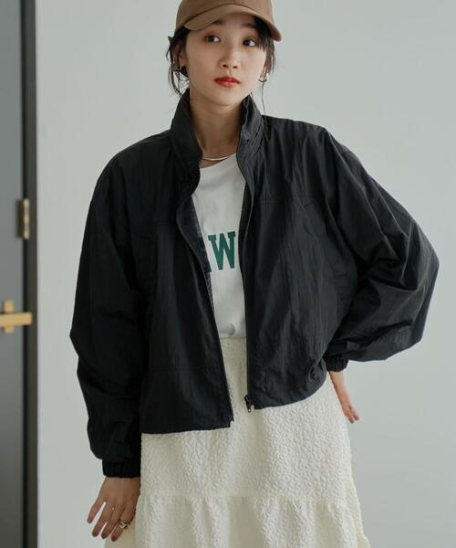 coen（コーエン）の「クロップドウィンドブレーカー（ナイロンジャケット・レディース・ライトブルー/ブラック・M/L）」の2枚目の写真