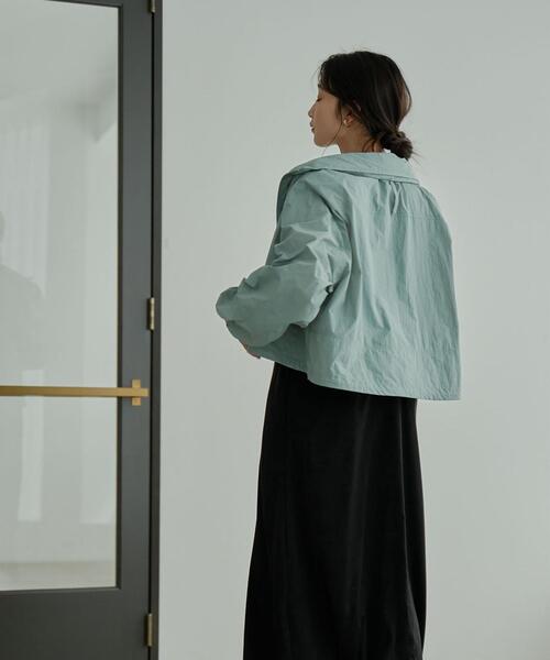 coen（コーエン）の「クロップドウィンドブレーカー（ナイロンジャケット・レディース・ライトブルー/ブラック・M/L）」の5枚目の写真