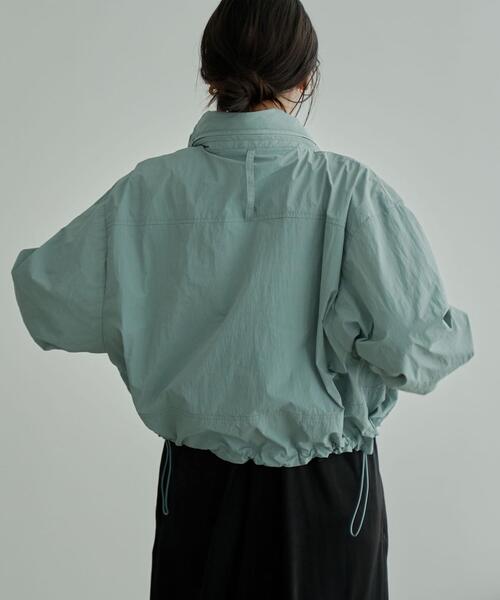 coen（コーエン）の「クロップドウィンドブレーカー（ナイロンジャケット・レディース・ライトブルー/ブラック・M/L）」の12枚目の写真
