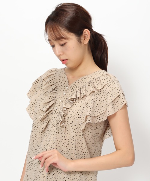 MISCH MASCH(ミッシュマッシュ)の「■2023秋冬新作■フリルレイヤードブラウス/MM328117(シャツ/ブラウス・レディース・ブラック/ホワイト/モカ・フリ-)」の9枚目の写真