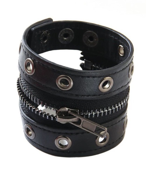 セール】フェイクレザー スタッズ / ハートチェーンバングル