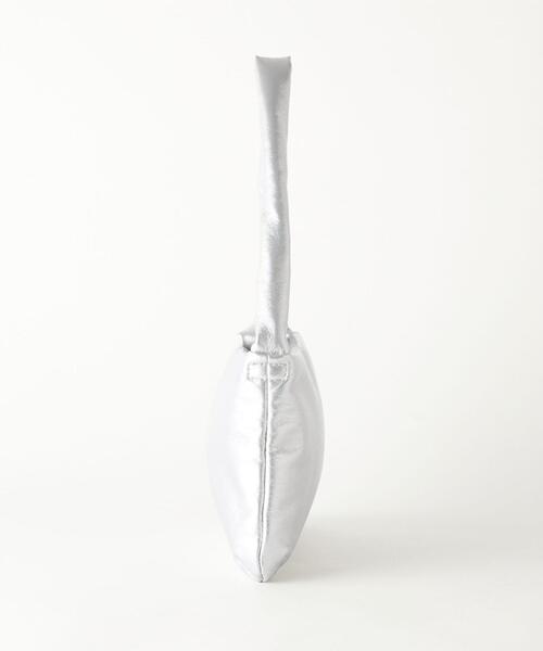 CITEN(シテン)の「<CITEN>グロッシー パデッド ミニバッグ(ハンドバッグ・レディース・ブラック/シルバー/レッド・FREE)」の19枚目の写真