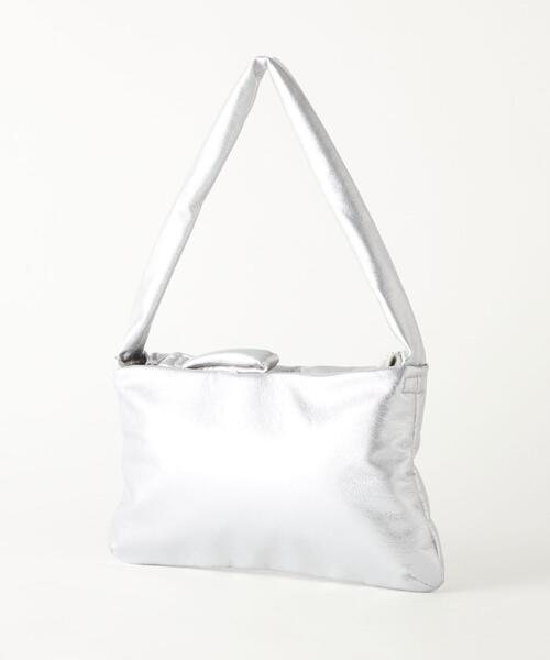 CITEN(シテン)の「<CITEN>グロッシー パデッド ミニバッグ(ハンドバッグ・レディース・ブラック/シルバー/レッド・FREE)」の17枚目の写真