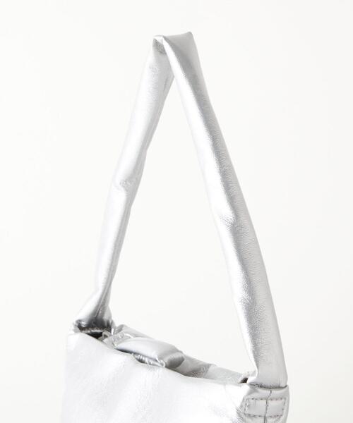 CITEN(シテン)の「<CITEN>グロッシー パデッド ミニバッグ(ハンドバッグ・レディース・ブラック/シルバー/レッド・FREE)」の16枚目の写真