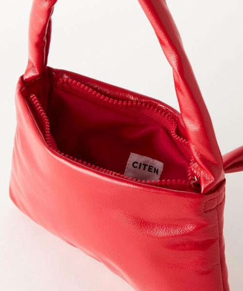 CITEN(シテン)の「<CITEN>グロッシー パデッド ミニバッグ(ハンドバッグ・レディース・ブラック/シルバー/レッド・FREE)」の8枚目の写真