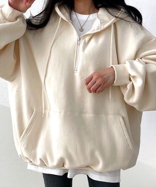 SHEENA(シーナ)の「裏起毛ボリュームスリーブハーフジップトップス(スウェット・レディース・オレンジ/テラコッタ/オフホワイト/グレー・M)」の8枚目の写真