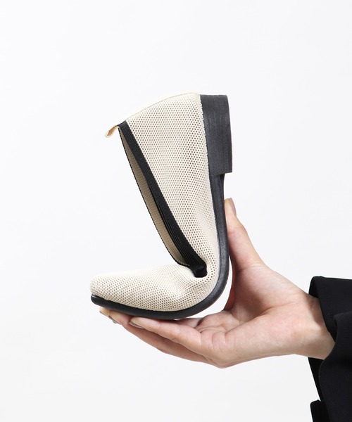 Bermosa（ベルモサ）の「ニットパンプス 無地 レオパード（パンプス・レディース・ベージュ/ブラック/ブラウン・S/LL/L/M）」の11枚目の写真