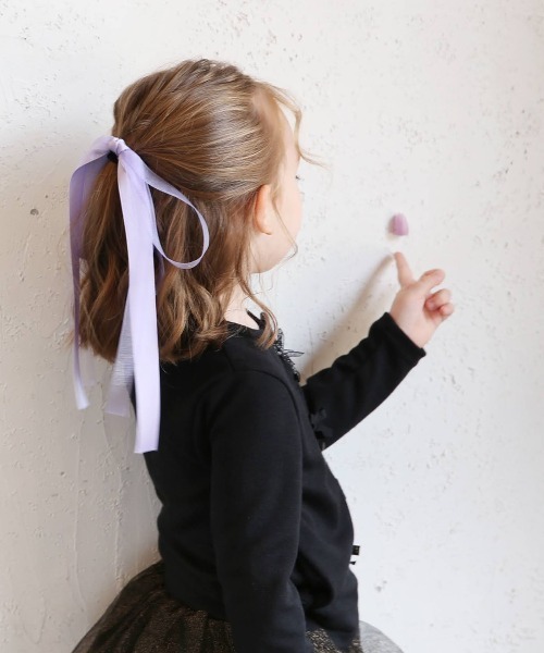 Rora（ローラ）の「シャララ リボン ヘアゴム（ヘアゴム・キッズ・クリーム/ラベンダー/ピンク/ブラック/ネイビー・FREE）」の10枚目の写真