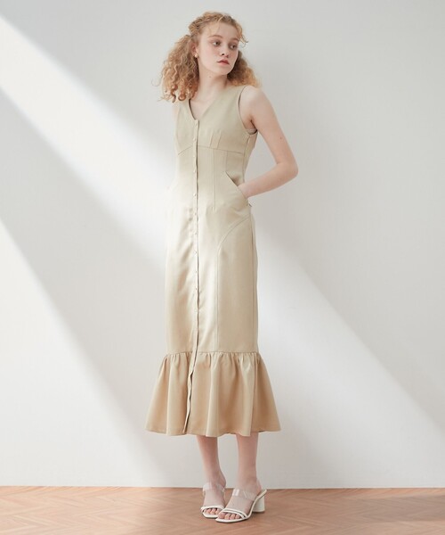 ME COUTURE(ミークチュール)の「ミニヘリンボーンステッチワンピース(ワンピース・レディース・ベージュ・1/0)」の5枚目の写真