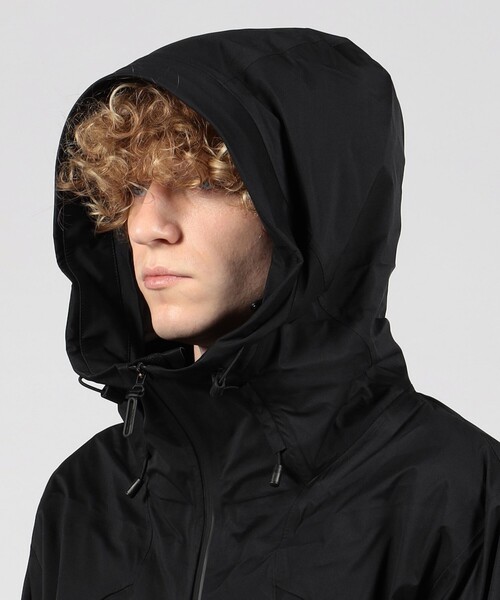 セール】DESCENTE ALLTERRAIN HARD SHELL CREAS ブルゾン（ブルゾン