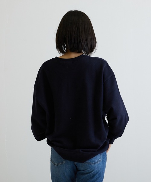 almo（アルモ）の「【CHICHI】PARAMUS LOGO / パラマス ミネソタ アーチロゴ 配色刺繍 クルーネック スウェット(BEY)（スウェット・レディース・グリーン/ネイビー・FREE）」の5枚目の写真
