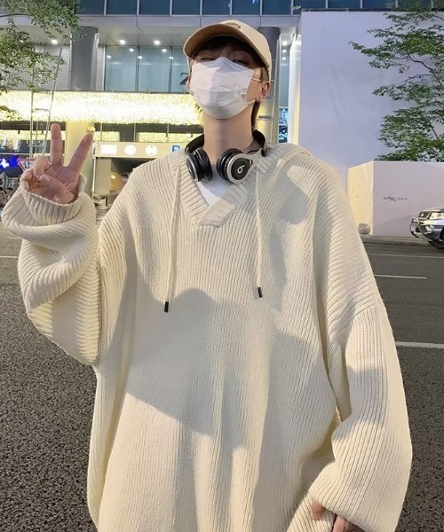 MGV（エムジーヴィー）の「Vネックパーカーニット（ニット/セーター・メンズ・ブラック/パープル/アイボリー/グレー/ライトブルー・MEDIUM/LARGE/X-LARGE）」の15枚目の写真