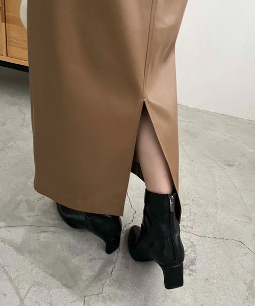 CAPRICIEUX LE'MAGE（カプリシューレマージュ）の「エコレザーIラインスカート（スカート・レディース・モカ/ブラック/ホワイト系その他・38/36）」の15枚目の写真