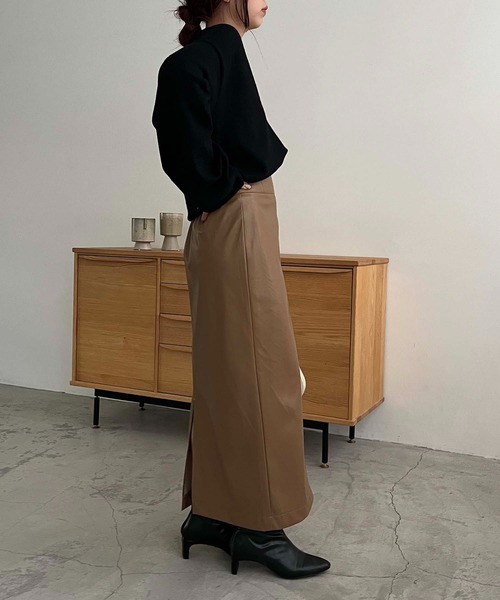 CAPRICIEUX LE'MAGE（カプリシューレマージュ）の「エコレザーIラインスカート（スカート・レディース・モカ/ブラック/ホワイト系その他・38/36）」の17枚目の写真