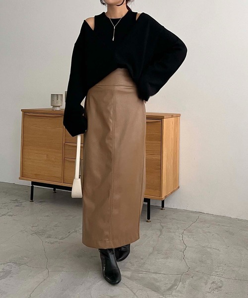 CAPRICIEUX LE'MAGE（カプリシューレマージュ）の「エコレザーIラインスカート（スカート・レディース・モカ/ブラック/ホワイト系その他・38/36）」の14枚目の写真