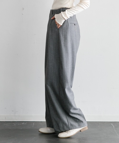 AMERICAN RAG CIE(アメリカンラグシー)の「サスペンダーワイドパンツ(その他パンツ・レディース・グレー/ブラック・36/38)」の7枚目の写真