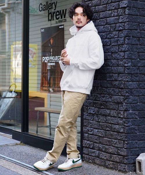 jiggys shop（ジギーズショップ）の「ロゴプリントフーディー裏起毛スウェットパーカー（スウェット・メンズ・ブラック/ホワイト/ネイビー・MEDIUM/LARGE）」の9枚目の写真