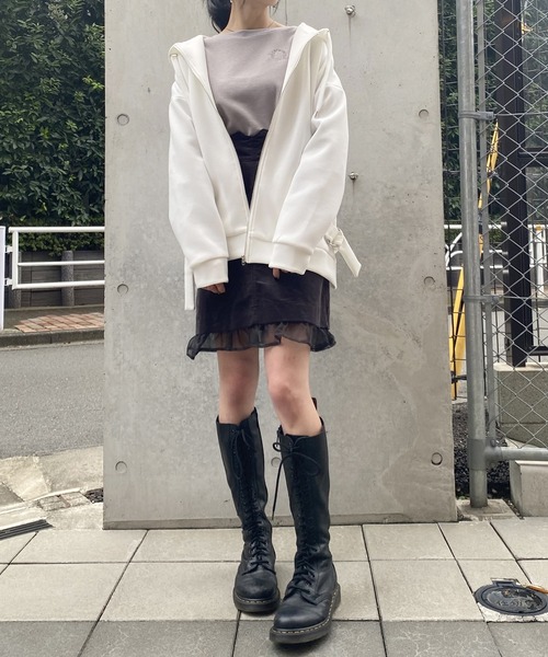 NICOLE CLUB（ニコル　クラブ）の「サイドベルトパーカー（パーカー・レディース・ブラック/オフホワイト・FREE）」の10枚目の写真