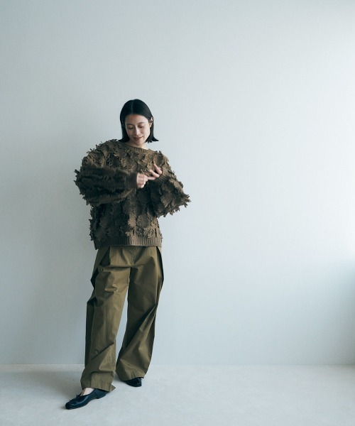 marjour(マージュール)の「FRINGE KNIT(ニット/セーター・レディース・カーキブラウン/アイボリー・M)」の5枚目の写真