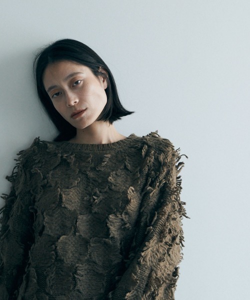 marjour(マージュール)の「FRINGE KNIT(ニット/セーター・レディース・カーキブラウン/アイボリー・M)」の11枚目の写真