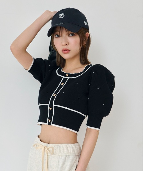 SNIDEL（スナイデル）の「パフスリクロップドカーディガン（ニット/セーター・レディース・サックスブルー/ブラック/アイボリー・FREE）」の4枚目の写真