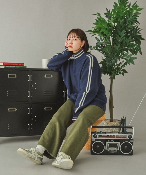 Adoon plain（アドーンプレーン）の「サイドラインドライバーズニット（ニット/セーター・メンズ・ブラック/ネイビー・MEDIUM/LARGE）」の11枚目の写真