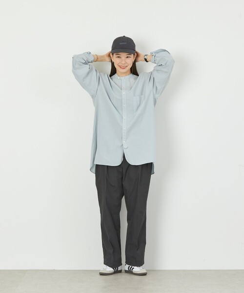 MACKINTOSH PHILOSOPHY（ﾏｯｷﾝﾄｯｼｭ ﾌｨﾛｿﾌｨｰ）の「GREY LABEL バンドカラーシャツ（シャツ/ブラウス・レディース・オフホワイト/ブルー/ブラック・2/6）」の7枚目の写真