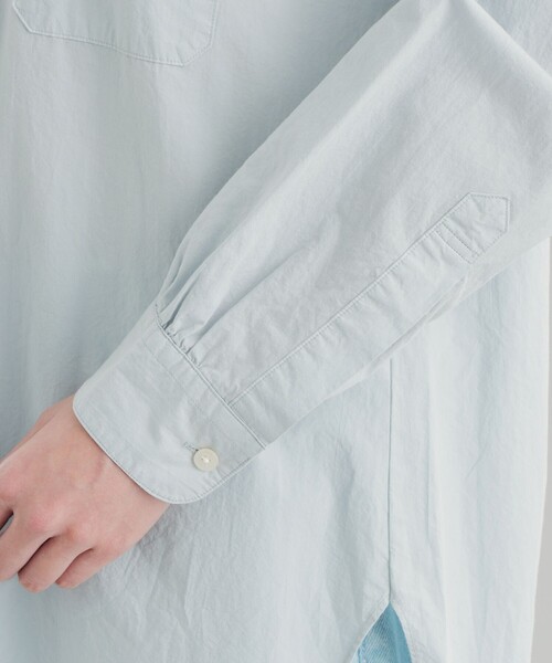 MACKINTOSH PHILOSOPHY（ﾏｯｷﾝﾄｯｼｭ ﾌｨﾛｿﾌｨｰ）の「GREY LABEL バンドカラーシャツ（シャツ/ブラウス・レディース・オフホワイト/ブルー/ブラック・2/6）」の12枚目の写真