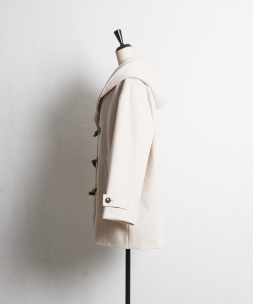 tocco closet(トッコ クローゼット)の「【ZOZO限定】オーバーサイズダッフルコート(ダッフルコート・レディース・ブラック/グレー/アイボリー・M)」の17枚目の写真