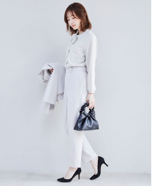 CROSS FUNCTION(クロスファンクション)の「《抗菌防臭・通気性》ボウタイカットソーブラウス【CF/クロスファンクション】(シャツ/ブラウス・レディース・ライトベージュ/ライトグリーン/オフホワイト/ブラック・LL/M/L)」の22枚目の写真