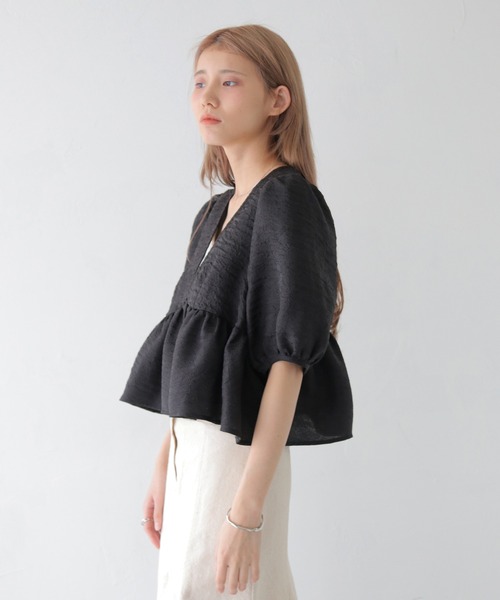 CLEIO(クレイオ)の「【CLEIO】Vネックパフスリーブシアー半袖ブラウス/V-NECK PUFF SLEEVE SHEER BLOUSE/293-11642(シャツ/ブラウス・レディース・オフホワイト/ブラック・FREE)」の16枚目の写真