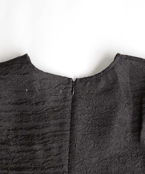 CLEIO(クレイオ)の「【CLEIO】Vネックパフスリーブシアー半袖ブラウス/V-NECK PUFF SLEEVE SHEER BLOUSE/293-11642(シャツ/ブラウス・レディース・オフホワイト/ブラック・FREE)」の6枚目の写真