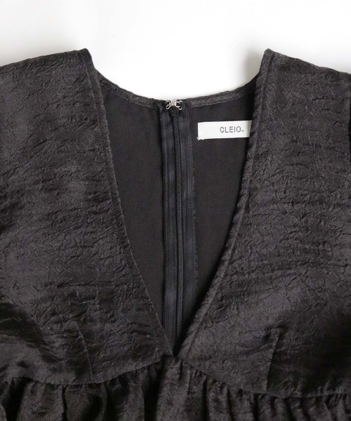 CLEIO(クレイオ)の「【CLEIO】Vネックパフスリーブシアー半袖ブラウス/V-NECK PUFF SLEEVE SHEER BLOUSE/293-11642(シャツ/ブラウス・レディース・オフホワイト/ブラック・FREE)」の5枚目の写真