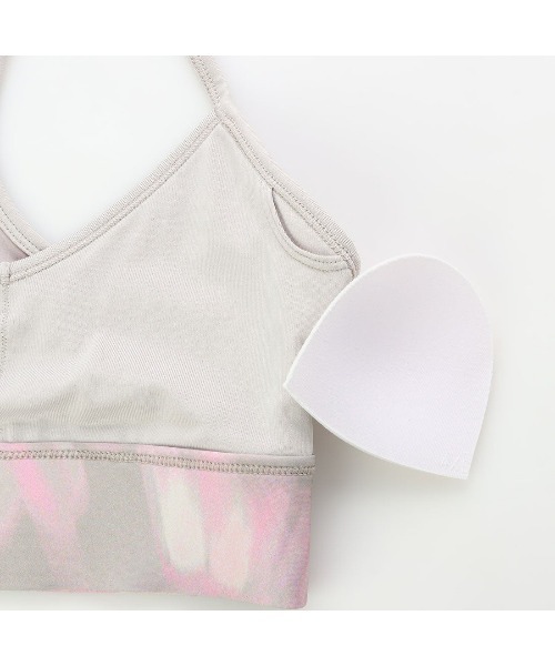 Reebok(リーボック)の「トレイン プリント ブラ / ID TRAIN AOP BRA(スポーツブラ・レディース・グレー系その他/ブラック系その他・X-SMALL/X-LARGE/XX-LARGE/SMALL/MEDIUM/LARGE)」の6枚目の写真