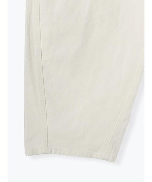 Te chichi（テチチ）の「ホワイトデニムバレルパンツ（デニムパンツ・レディース・ホワイト・M/S）」の16枚目の写真