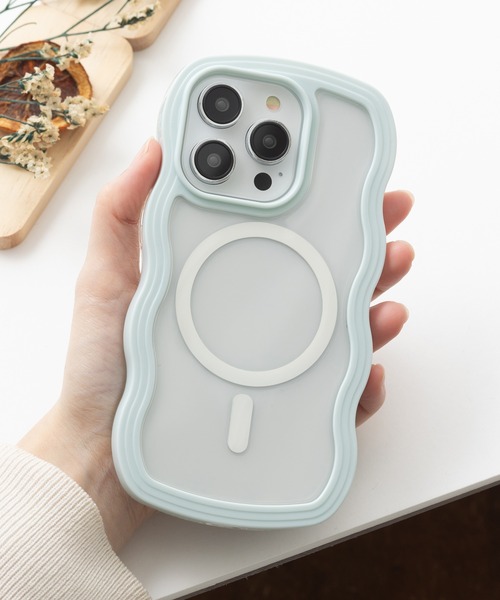 emonique(エモニーク)の「iPhoneケース カバー ウェーブ うねうね magsafe搭載【12/12pro/13/13pro/14/14pro/14promax対応】(スマホケース/カバー・レディース・イエロー/ライトパープル/ホワイト/ピンク/ブルー/ライトブルー/ブラック・iPhone 12/iPhone 12 Pro/iPhone 13/iPhone 13 Pro/iPhone 14/iPhone 14 Pro/iPhone 14 Pro Max)」の4枚目の写真