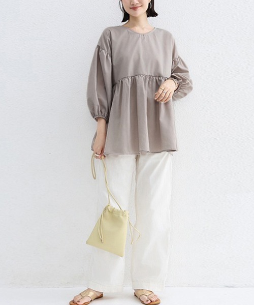 Doux Belle(ドゥーベル)の「七分丈ドロップショルダートップス(Tシャツ/カットソー・レディース・グレイッシュベージュ/グリーン/ホワイト/ブラック・FREE)」の15枚目の写真