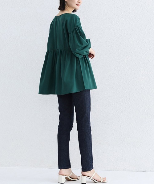 Doux Belle(ドゥーベル)の「七分丈ドロップショルダートップス(Tシャツ/カットソー・レディース・グレイッシュベージュ/グリーン/ホワイト/ブラック・FREE)」の11枚目の写真