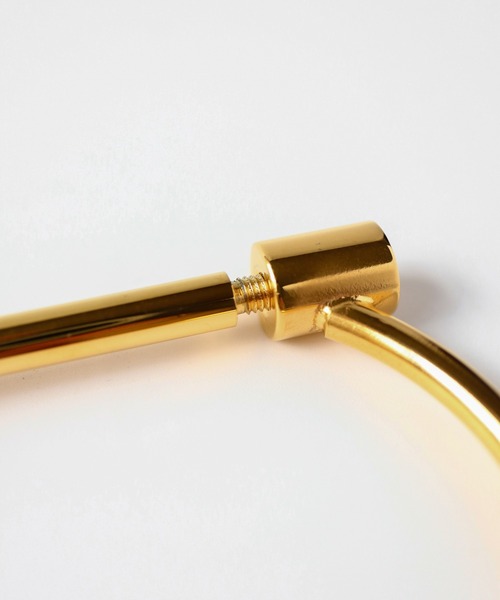 TUWAKRIM(トゥワクリム)の「【TUWAKRIM】バーバングル(バングル/リストバンド・レディース・ゴールド・MEDIUM)」の6枚目の写真