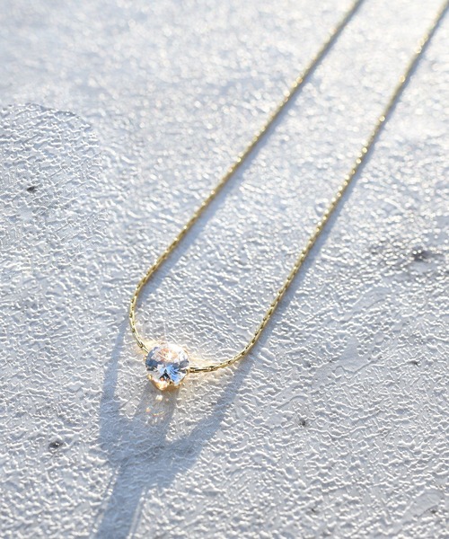 styiro(スタイロ)の「水に強く変色しにくい 金属アレルギー対応 ワンストーンステンレスネックレス(ネックレス・レディース・シルバー/ゴールド・FREE)」の3枚目の写真