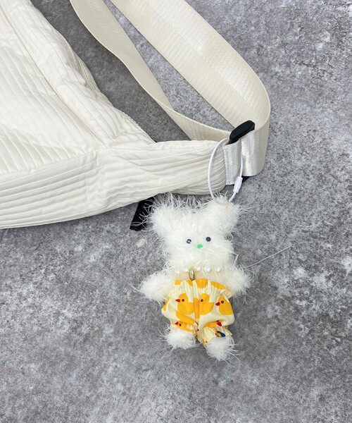 fredy emue（フレディエミュ）の「もけもけ手作りキット（チャーム・レディース・ブラック/ライトグレー/ホワイト/ミント/アイボリー/ラベンダー/グレイッシュブルー・FREE）」の3枚目の写真