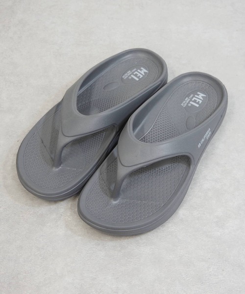 MEI(メイ)の「MEI/メイ トングサンダル フラットサンダル【241022】(サンダル・レディース・グレー/ブラック/オフホワイト/カーキ・23.5/22.5/25.5/26.5)」の18枚目の写真