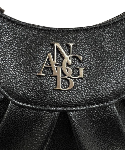 ANDGEEBEE（アンジービー）の「タックショルダーバッグ（ショルダーバッグ・レディース・シルバー/ブラック・FREE）」の18枚目の写真