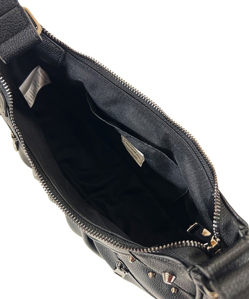 ANDGEEBEE（アンジービー）の「タックショルダーバッグ（ショルダーバッグ・レディース・シルバー/ブラック・FREE）」の19枚目の写真