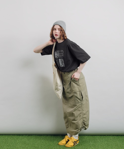 MUHET(ミュエータ)の「手書きアソートTシャツ(Tシャツ/カットソー・レディース・ベージュ/チャコールグレー/オフホワイト/レッド/ホワイト系その他・X-LARGE/MEDIUM)」の10枚目の写真