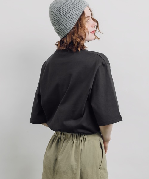 MUHET(ミュエータ)の「手書きアソートTシャツ(Tシャツ/カットソー・レディース・ベージュ/チャコールグレー/オフホワイト/レッド/ホワイト系その他・X-LARGE/MEDIUM)」の8枚目の写真