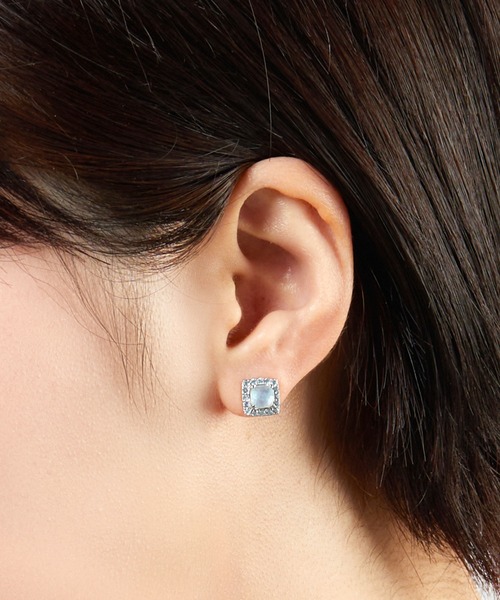 VENDOME AOYAMA シェル ダイヤモンド ピアス Pt VENDOME AOYAMA シェル ダイヤモンド ピアス Pt 【公式通販】