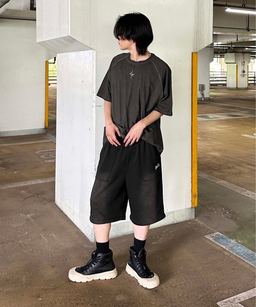 sedacle(セダクル)の「メタルプレート加工TEE(Tシャツ/カットソー・メンズ・ブラック/レッド/ブルー/チャコールグレー・LARGE/MEDIUM/SMALL)」の10枚目の写真