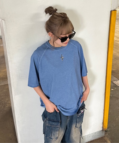 sedacle(セダクル)の「メタルプレート加工TEE(Tシャツ/カットソー・メンズ・ブラック/レッド/ブルー/チャコールグレー・LARGE/MEDIUM/SMALL)」の17枚目の写真