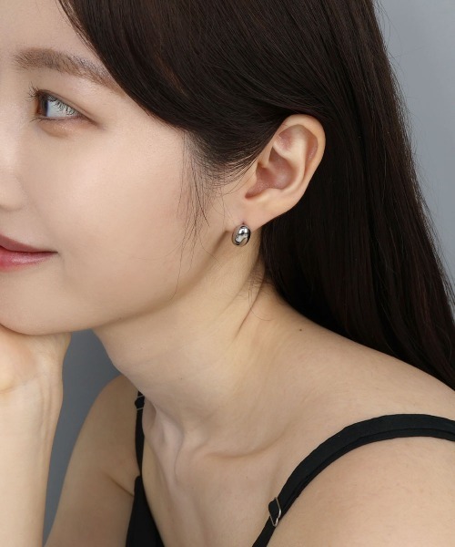 セール】【金属アレルギー対応】 ぷっくり オーバル ピアス